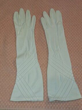 White Gloves Simple Geometric Design